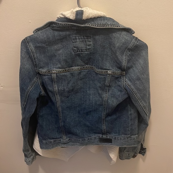 Extra small Abercrombie and fitch Jean jacket (women’s) - Picture 2 of 2